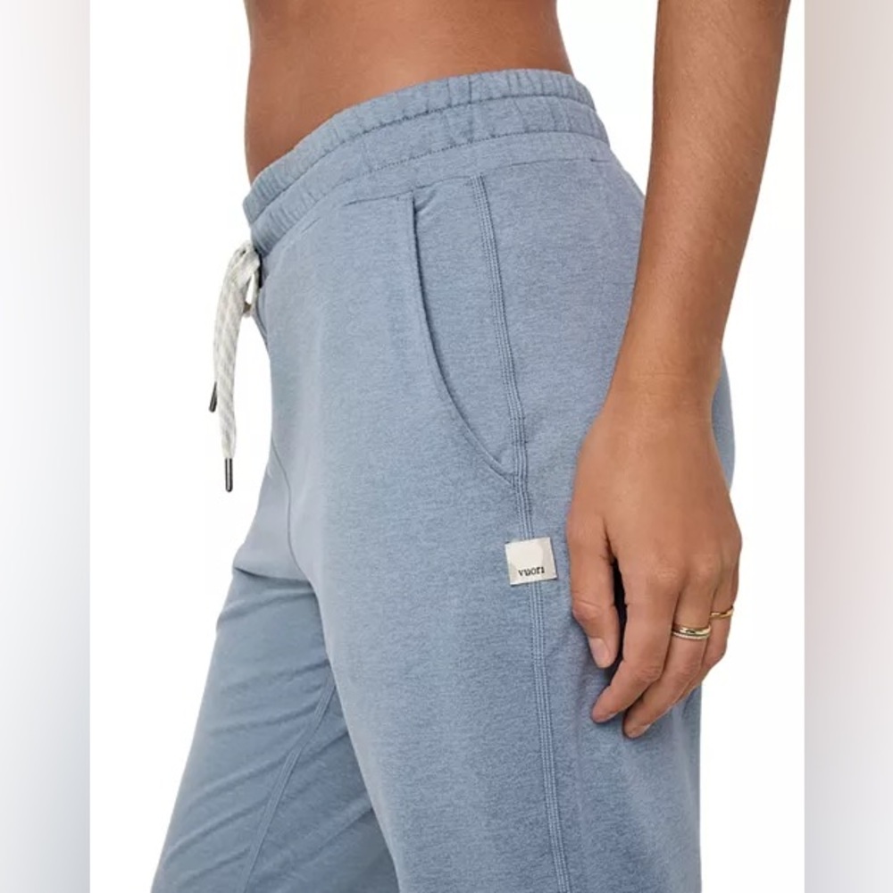 Vouri performance jogger in Sea Glass. Size S New